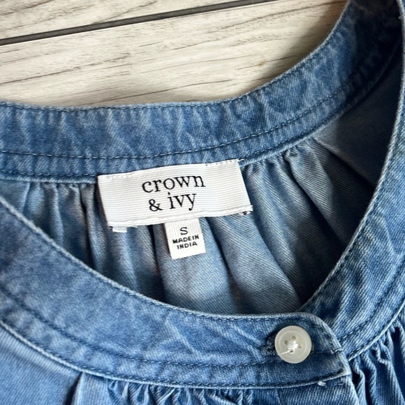 Crown & Ivy Chambray Dress Size Small - Picture 3 of 3